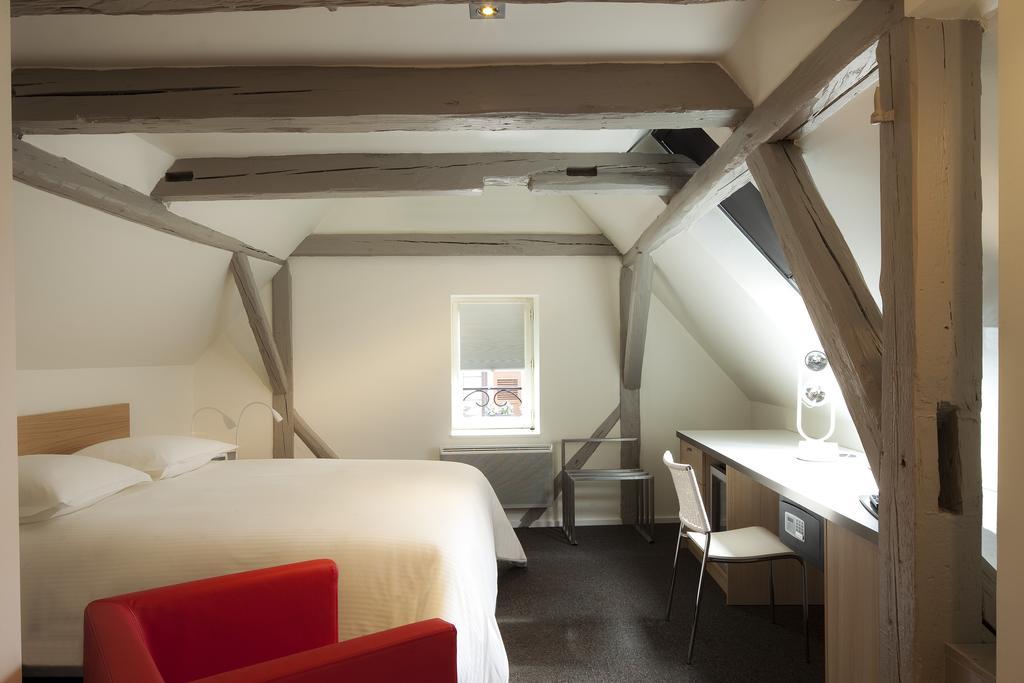 Hotel Le Pavillon 7 Obernai Room photo